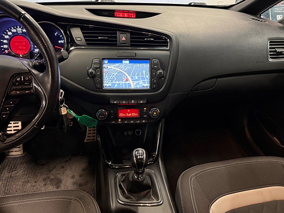 Kia Ceed 17 of 23