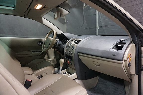 Renault Megane 11 of 22