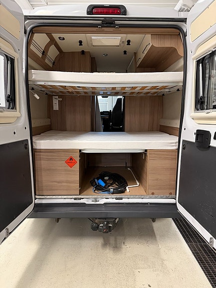Fiat Ducato Dreamer D53 | Våningssängar för 4 | Solceller | Drag 5 of 14