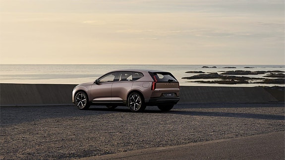 Volvo EX60 2 of 30