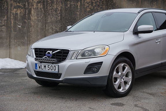 Volvo XC60 9 of 20