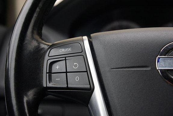 Volvo XC60 17 of 20