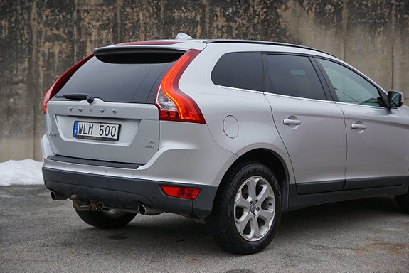 Volvo XC60 12 of 20
