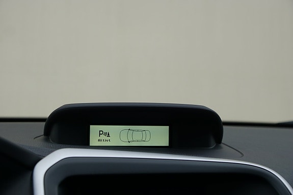 Volvo XC60 18 of 20