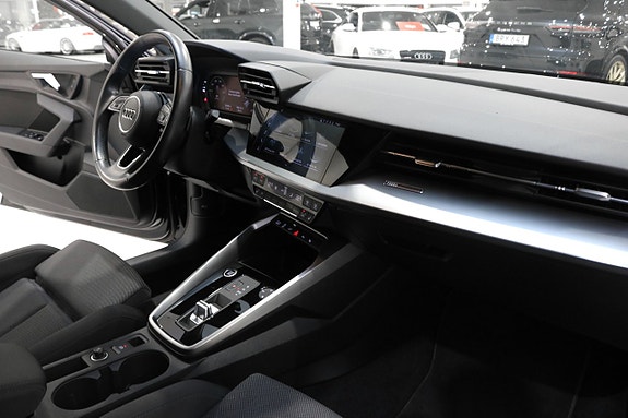 Audi A3 8 of 21