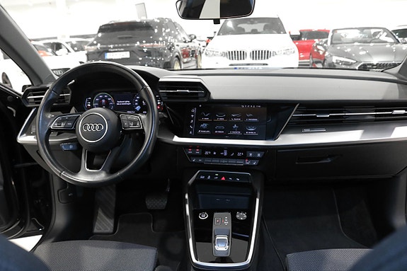Audi A3 10 of 21