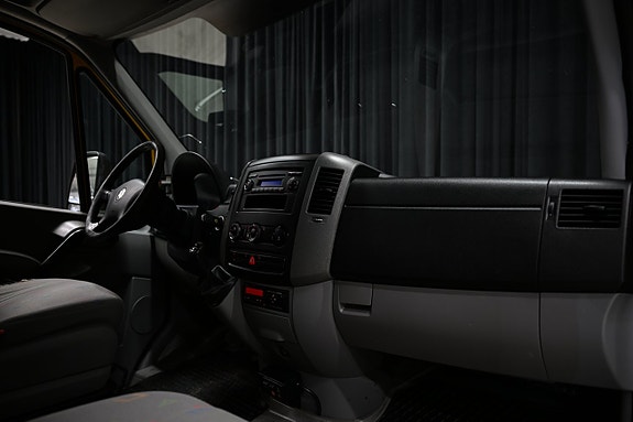 Volkswagen Crafter 23 of 26