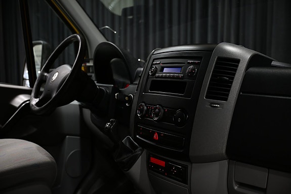 Volkswagen Crafter 24 of 26
