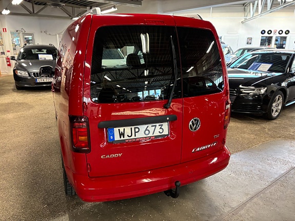 Volkswagen Caddy 4 of 5