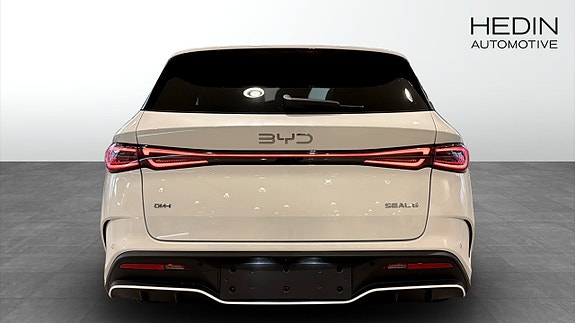 BYD Seal 6 7 of 15