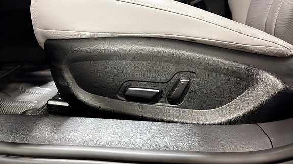 BYD Seal 6 20 of 25