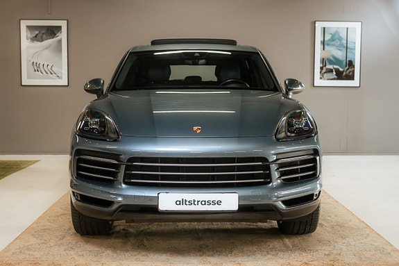 Porsche Cayenne 5 of 5