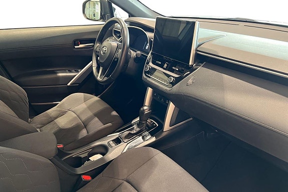 Toyota Corolla Cross 8 of 22