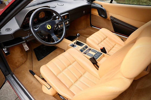 Ferrari 328 3 of 5