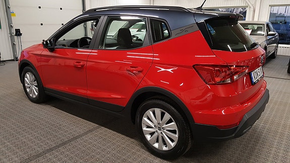 Seat Arona 7 of 23