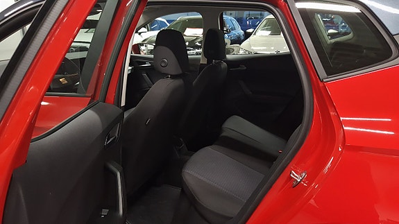 Seat Arona 11 of 23
