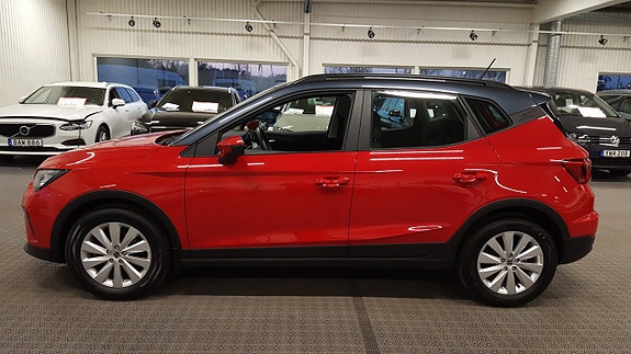 Seat Arona 3 of 5