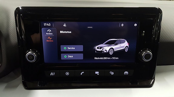 Seat Arona 18 of 23