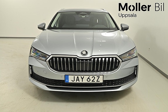 Skoda Superb 4 of 5