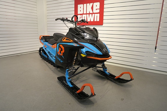 Lynx Boondocker 850 DS 3900 2 of 7