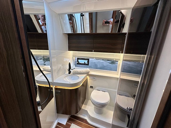 Marex 440 Gourmet Cruiser 2025 VP IPS 650 3 kabiner 11 of 12