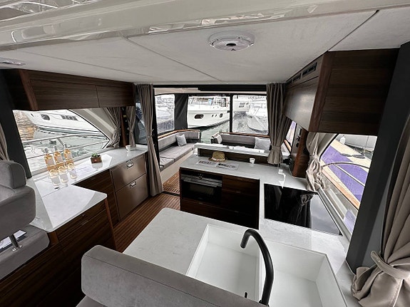 Marex 440 Gourmet Cruiser 2025 VP IPS 650 3 kabiner 5 of 5