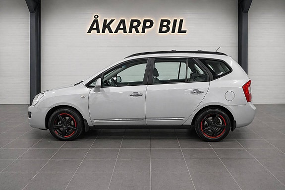 Kia Carens 4 of 5
