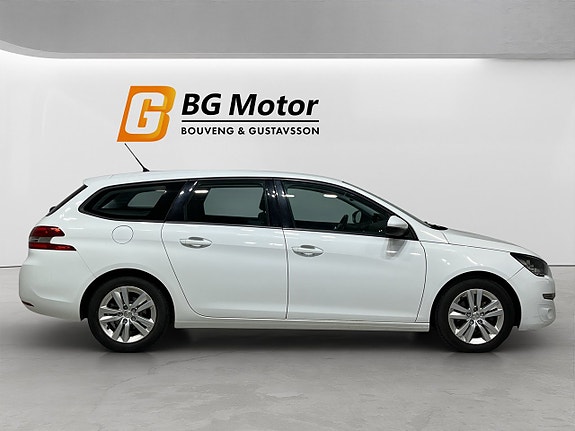 Peugeot 308 SW 3 of 18