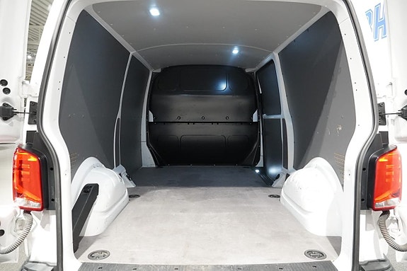 Volkswagen Transporter 11 of 12