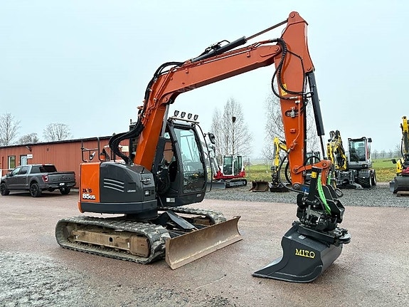 Hitachi ZX85US-6