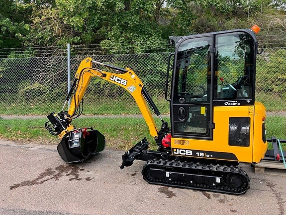 JCB 19 C