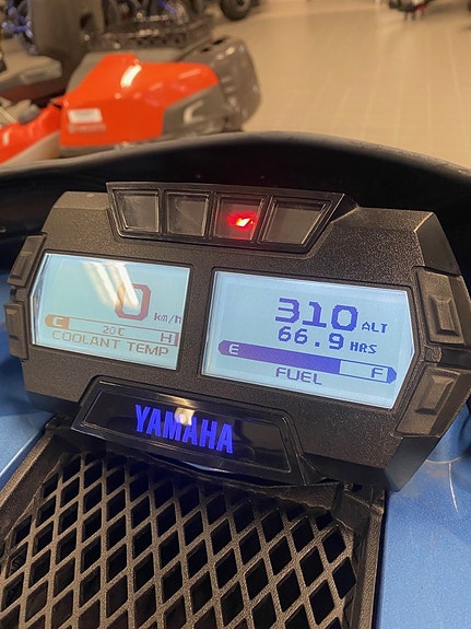 Yamaha Sidewinder XTX146 LE 5 of 6
