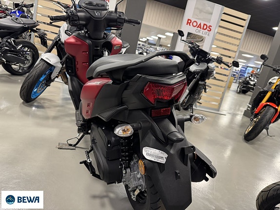 Yamaha RAYZR 125 4 of 4