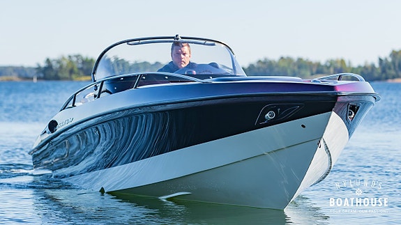 Hydrolift S-24 | Ilmor M10-725 4 of 5