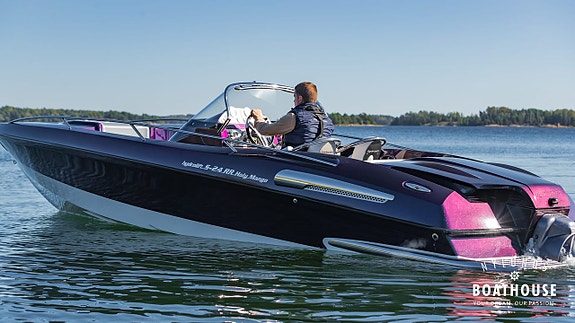 Hydrolift S-24 | Ilmor M10-725 9 of 30