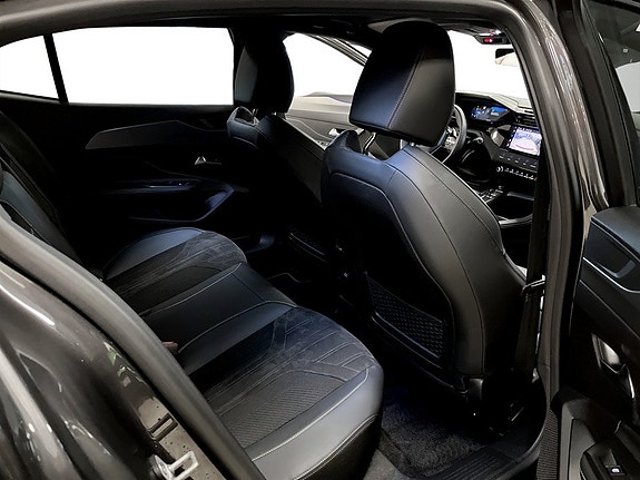 Peugeot 408 13 of 17