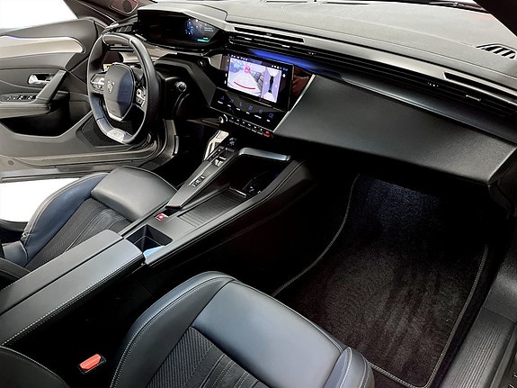 Peugeot 408 12 of 17
