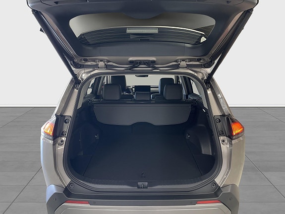 Toyota RAV4 10 of 22