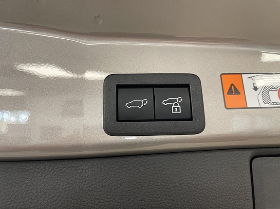 Toyota RAV4 11 of 22