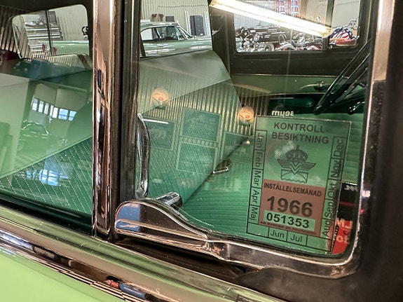 Ford Country 9 of 27