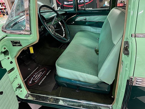 Ford Country 14 of 27