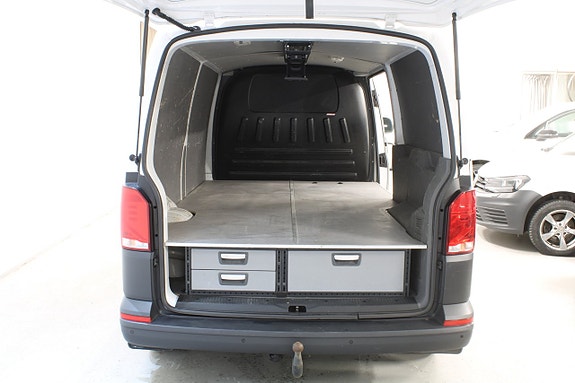 Volkswagen Transporter 4 of 5