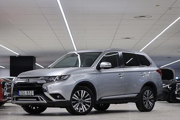 Mitsubishi Outlander 3 of 5
