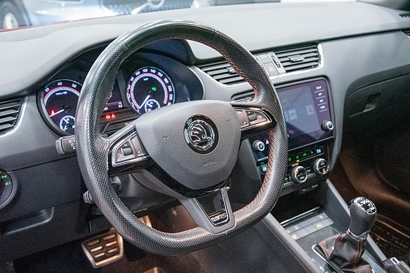 Skoda Octavia RS 9 of 27