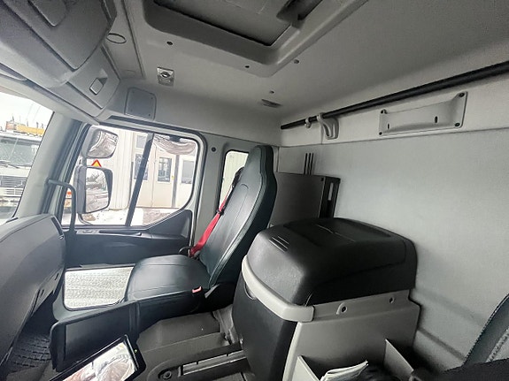 Volvo FE Sopbil enfackare med vinsch 3 of 7