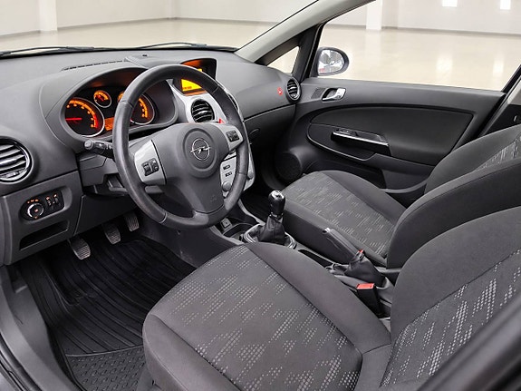 Opel Corsa 7 of 8