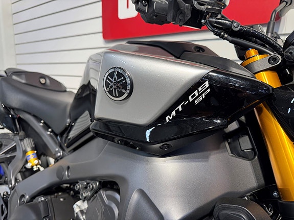 Yamaha MT09 SP Öhlins, NU I BUTIK 4 of 6