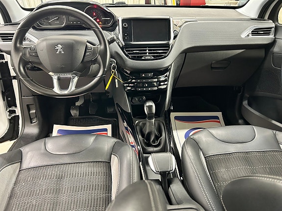 Peugeot 2008 8 of 15