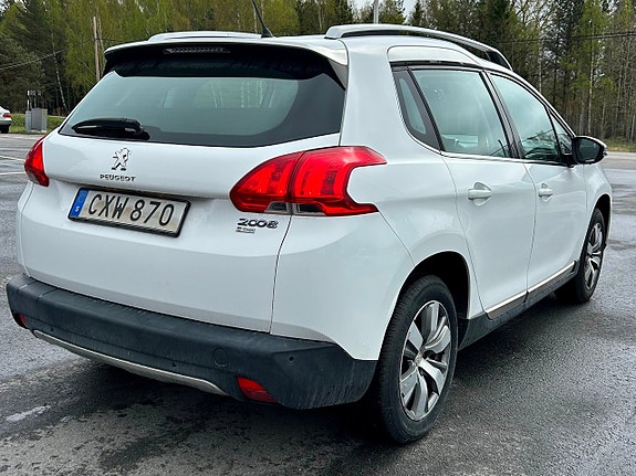 Peugeot 2008 7 of 15