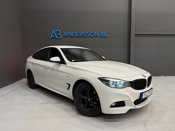 BMW 320d 2 of 5